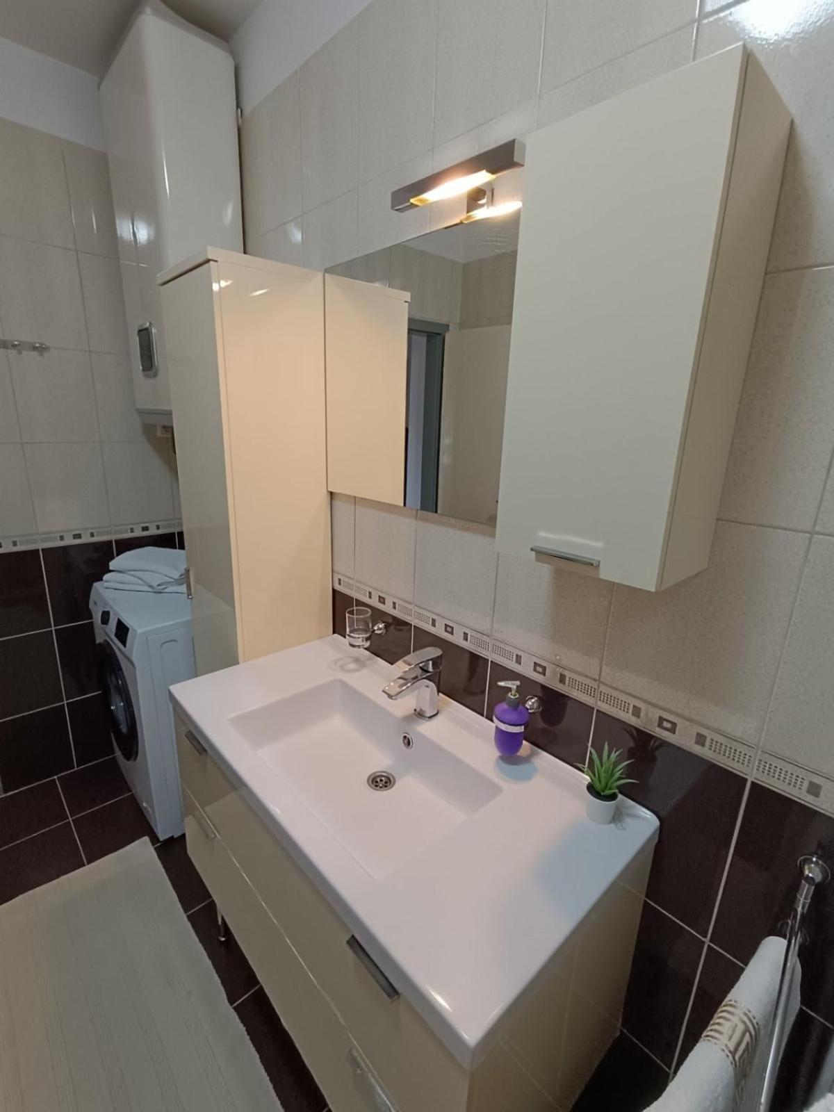 Apartments Frano I Franka By The Sea Orebic Phòng bức ảnh